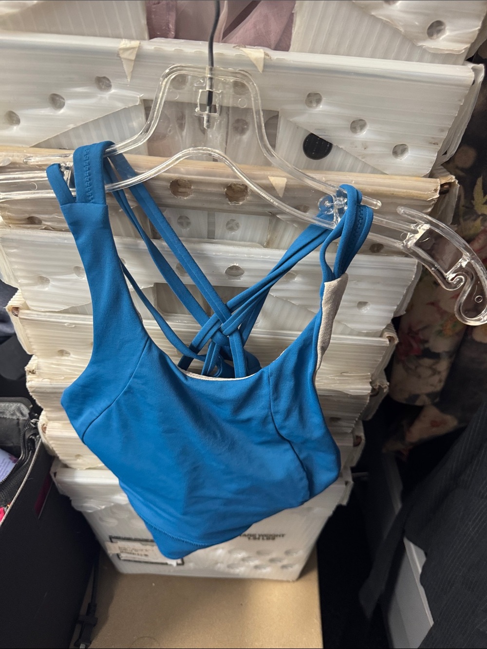 Lululemon sports bra size 6 // 100218